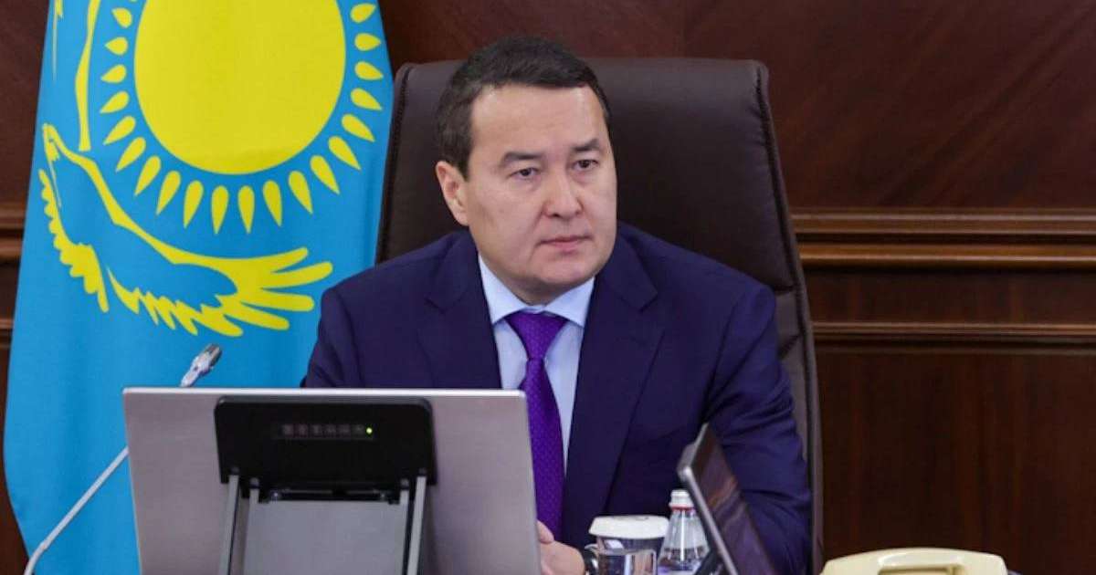 Премьер-министр Әлихан Смайыловтың әкесі Жамбыл облысының құрметті азаматы атанды