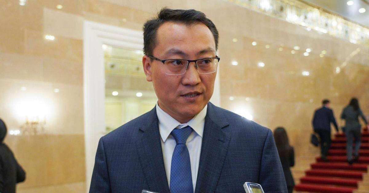 «Қазақстан тауардың 106 түрін Ресейге өткізбейді»: Сауда министрлігі күндіз берген ақпаратын кешке жоққа шығарды