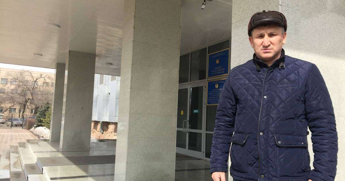 Аккаунтының бұзылғанына шағымданған белсенді өзінің атынан арандату посты тарап жатқанын айтты