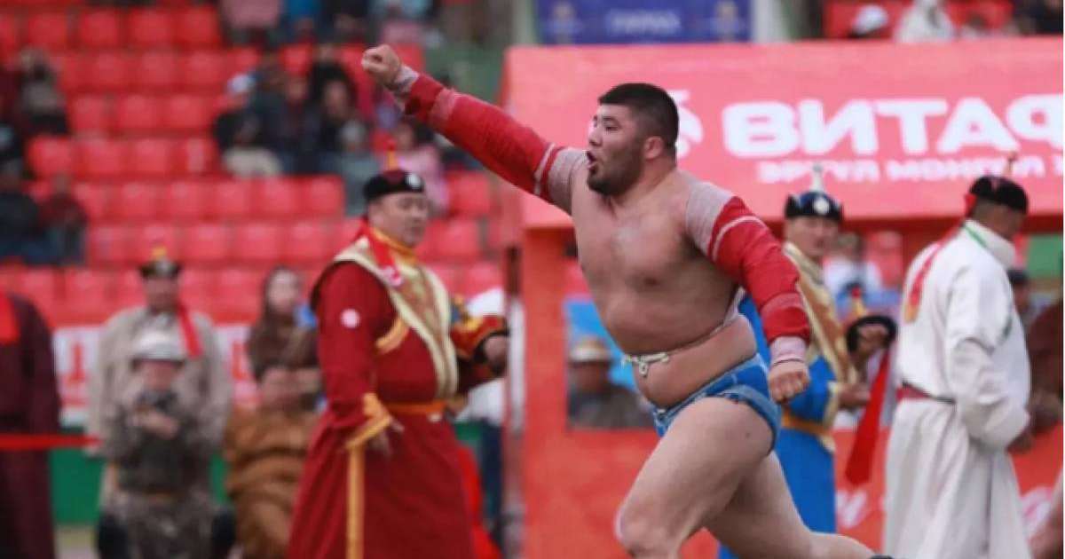 Баян-Өлгий қазағы Моңғолияның жоғары дәрежелі "Піл балуаны" атағын жеңіп алды