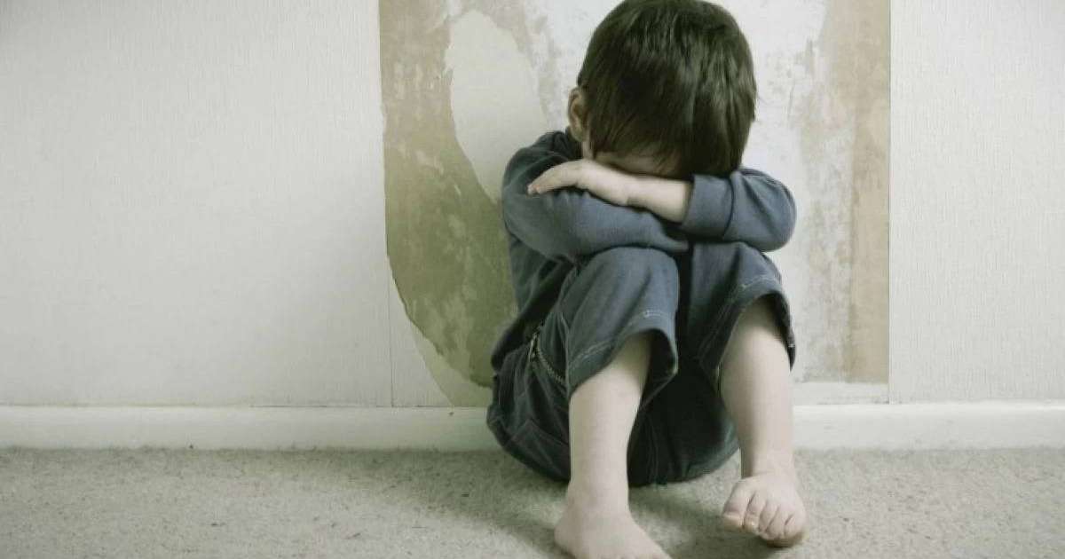 “Қызымның кінәсі жоқ”: Алматыда кісі қолынан көз жұмған 4 жасар баланың әжесі жағдайды түсіндірді