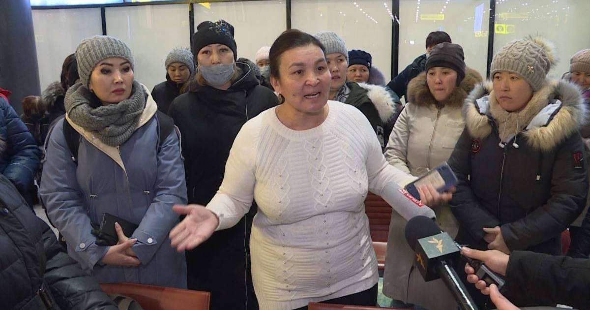 Еден жуушылардың шағымынан соң Назарбаев әуежайының жетекшілеріне сөгіс жарияланды