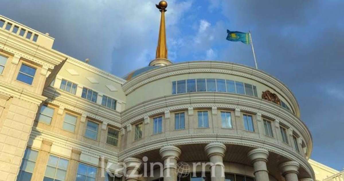 托卡耶夫总统就韩国总统文在寅母亲逝世致慰问电