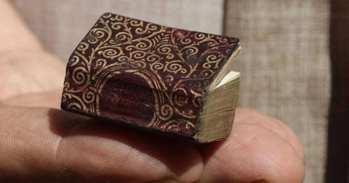 Мысырдан Құран Кәрімнің 150 жылдық шағын көшірмесі табылды