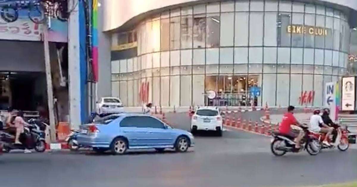 Таиландта 20 адамға оқ атып, адамдарды кепілдікке алған сарбазды атып өлтірді