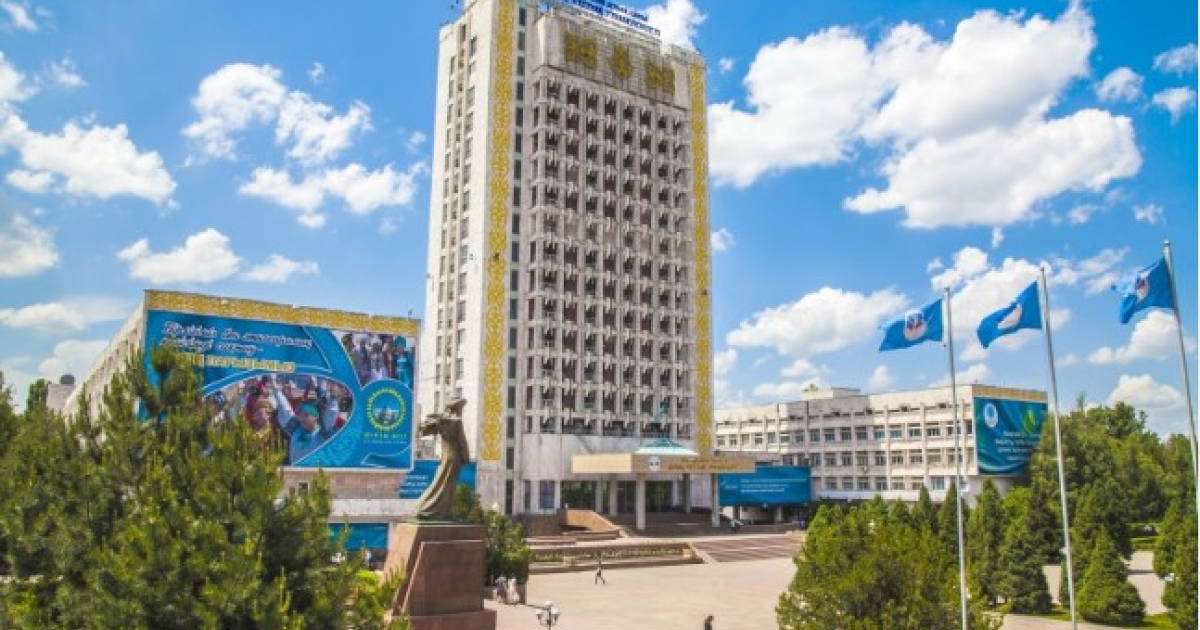 ҚазҰУ-дан заңсыз алынған жерге не салынбақ болғаны белгілі болды