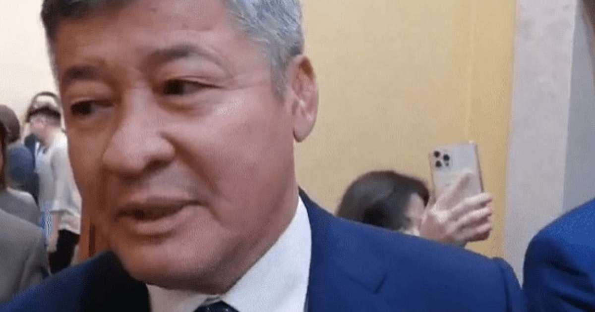 Депутат Дәулет Тұрлыхановтың ұлы қызды ұрды деп айыпталды