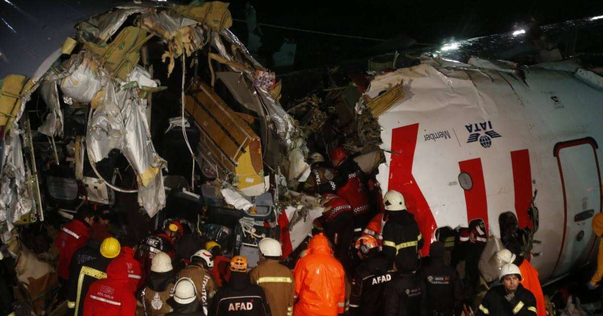 Стамбулдағы ұшақ апатынан екі қазақстандық зардап шекті