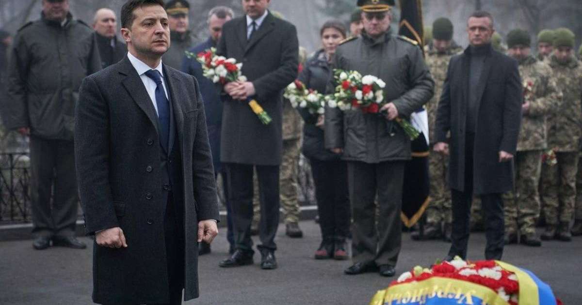 "Ол жақта тозақ". Зеленский Ресей Донбассты тұтас қиратты дейді