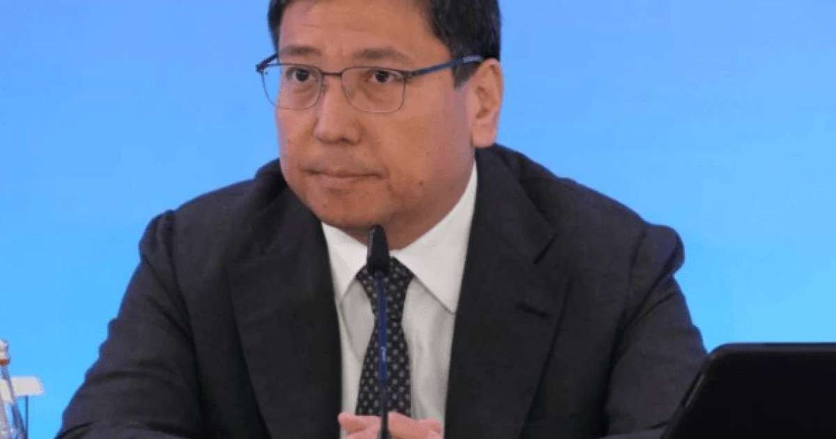 Алматы әкімі Досаев Әл-Фараби мен Абай даңғылдары неге бір мезгілде жөнделіп жатқанын түсіндірді