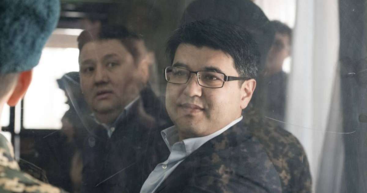 “Бишімбаевтың бұл қылмысына мен жалғыз куәгермін” - Алаяқтық жасады деп айыпталған адам сотта күтпеген мәлімдеме жасады