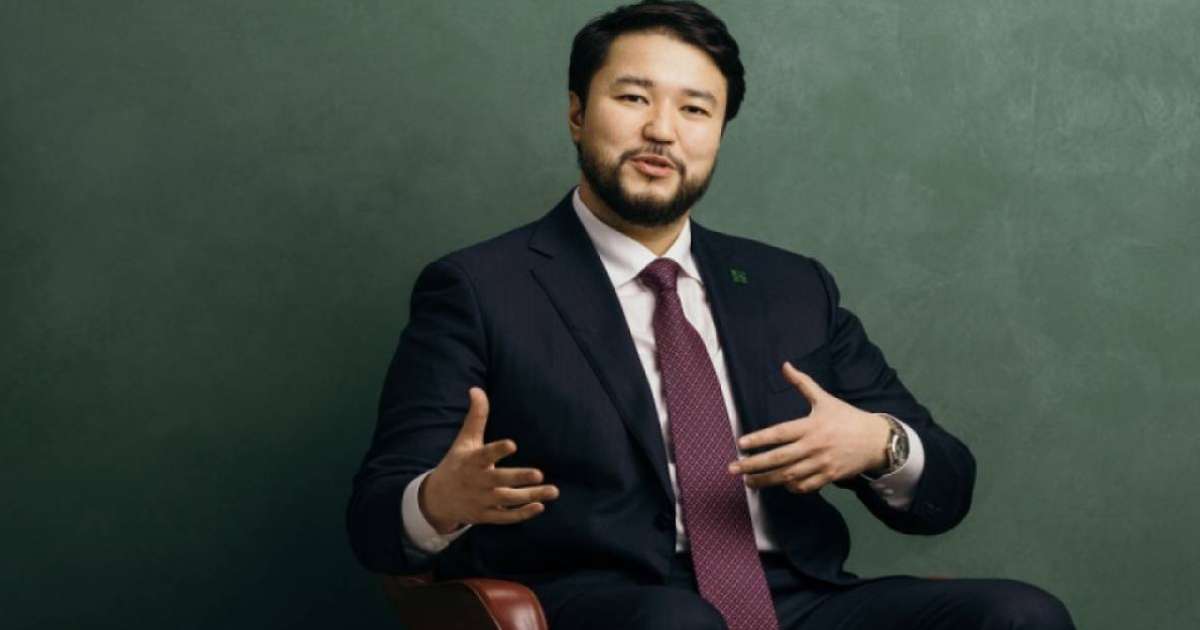 «Жақсы өмір сүргіміз келеді»: Марат Әбиев Тоқаевқа үндеу жасады