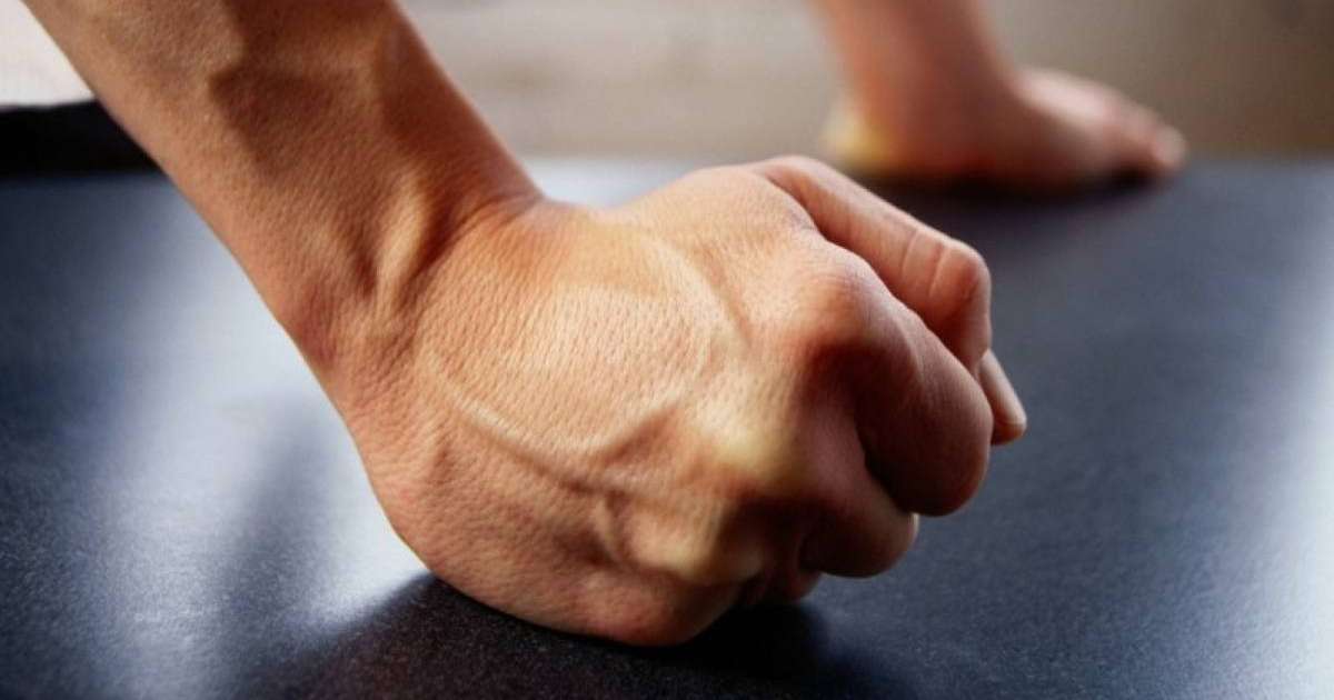 Ауыл әкімі мүгедектігі бар ер адаммен төбелескен