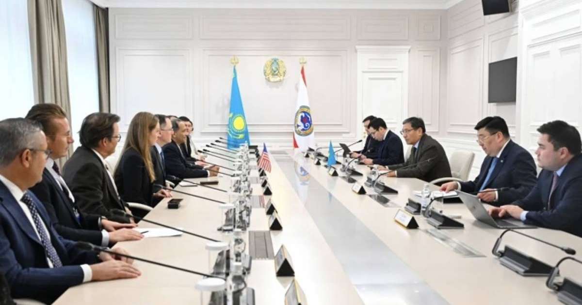 Аким Алматы Ерболат Досаев встретил делегацию бизнес-миссии США