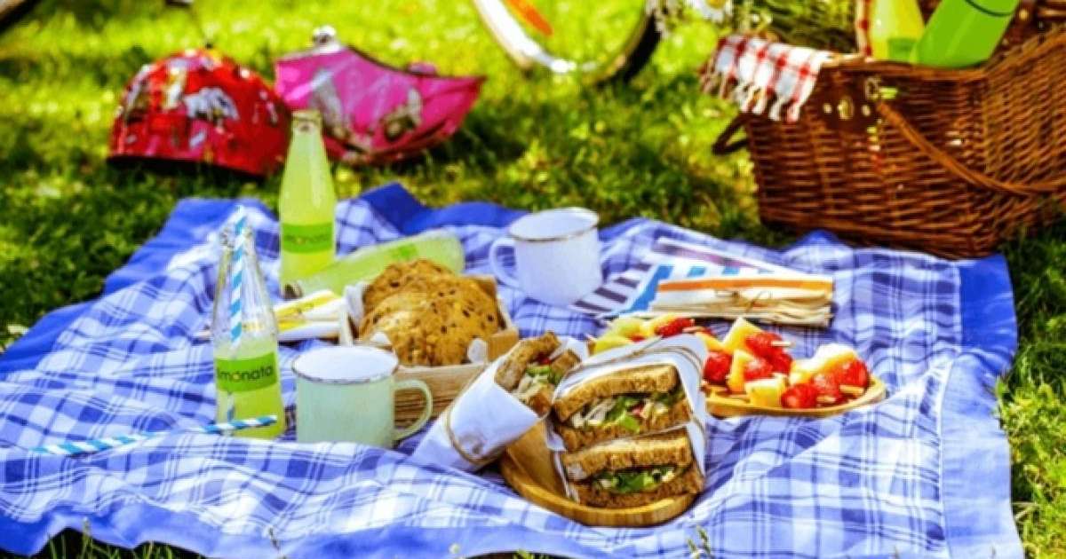 Алматы облысындағы алқапта тамақ әзірлеген отбасы жансақтау бөлімінен бір-ақ шықты