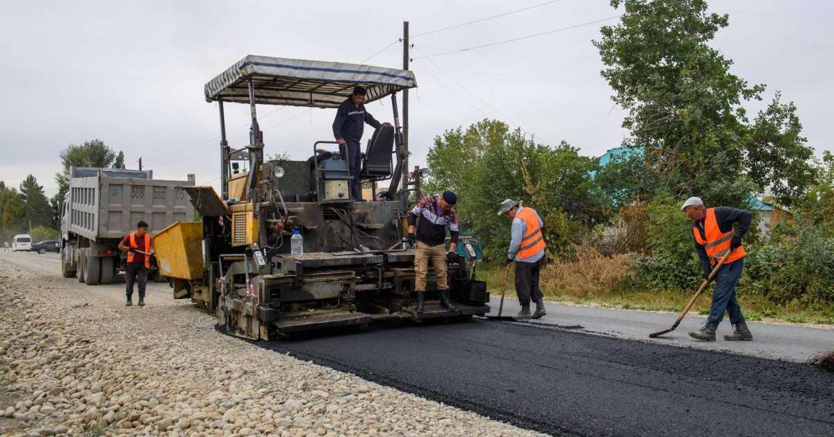 Биыл Жетісу облысындағы 73 елді мекенде жол жөнделуде