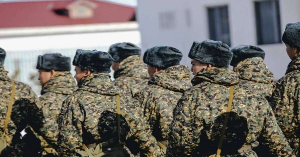 Қорғаныс министрлігі қазақстандықтар іске қосқан мерзімді қызметтің күшін жою туралы петицияға түсініктеме берді