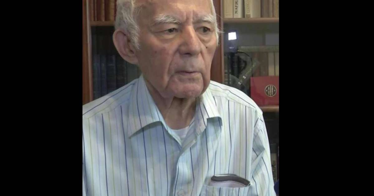 Танымал қазақ жазушысы 85 жасында өмірден озды