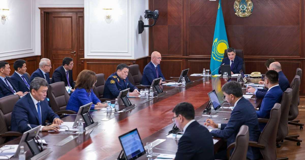 Олжас Бектенов Құқық бұзушылықтың алдын алу жөніндегі ведомствоаралық комиссияның отырысын өткізді