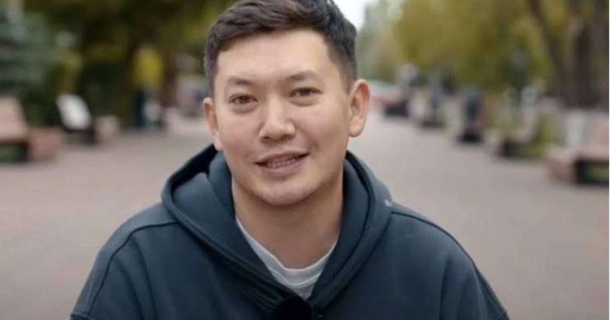 «Тақияны жыныс мүшесіне кигізу»: Танымал журналист Асхат Ниязовтың сөзі елдің ашуына тиді