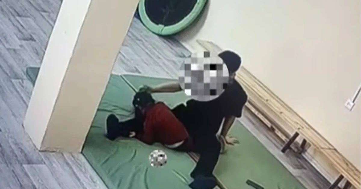 Екібастұзда жаттықтырушы ерекше қыз баланы жарты сағат бойы қинаған 