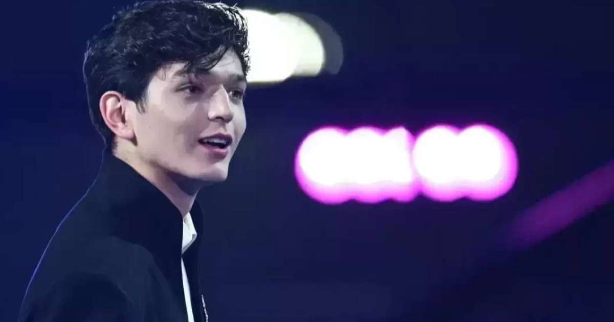 Бисермен кесте «Жаным» Транссексуалдар көрсетеді