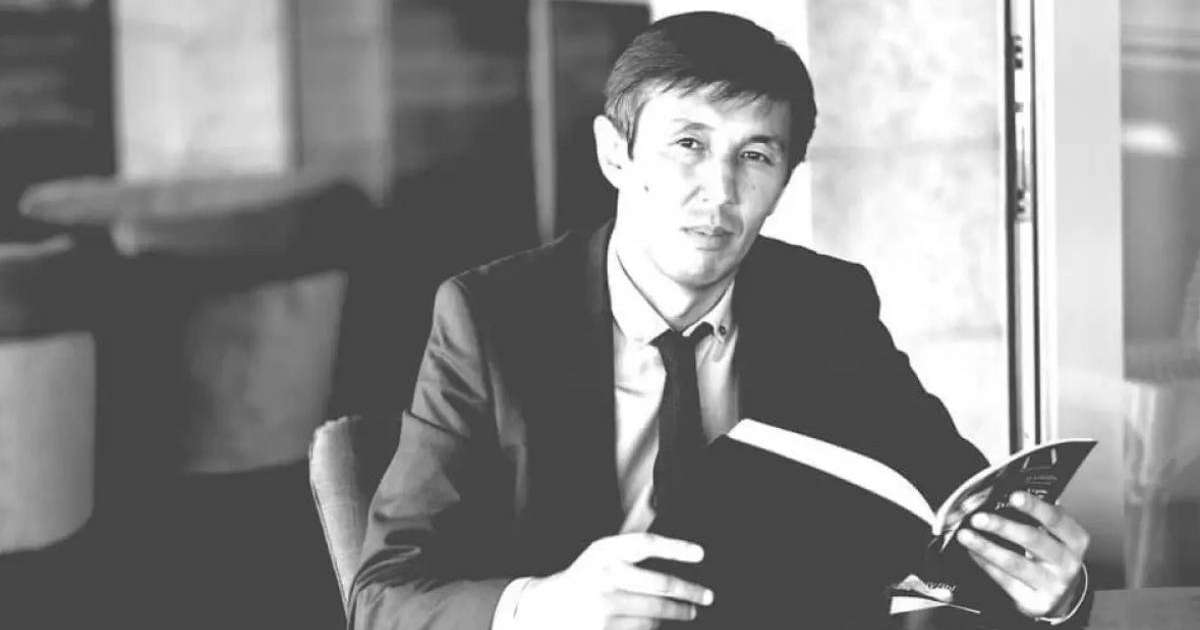 Журналист Азат Рыстанбек өмірден өтті