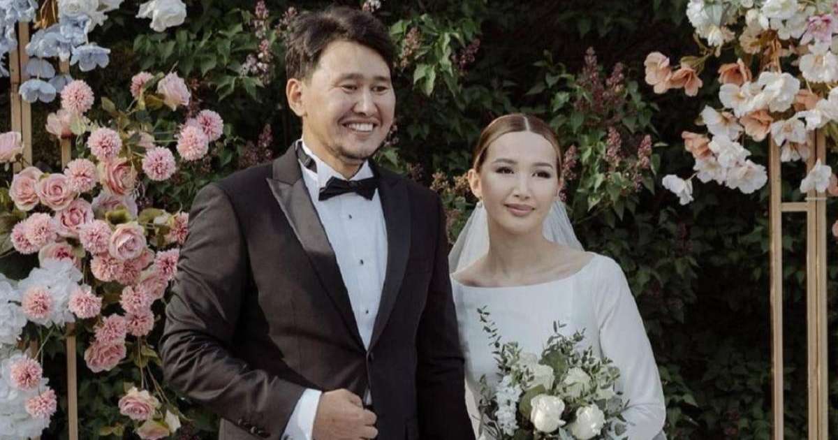 “Ажырасып кеткеніме қуанамын”: Жахан Отарғалиев әлеуметтік желідегі жазбасы үшін сынға қалды