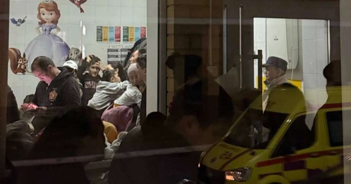 "Ауруханалар толып қалған": Қазақстандықтар "белгісіз вирустың" таралуына жаппай шағымдануда