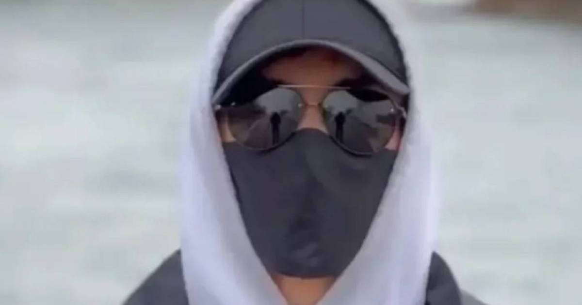 "Маскадағы адамның" кім екені белгілі болды? (ФОТО)