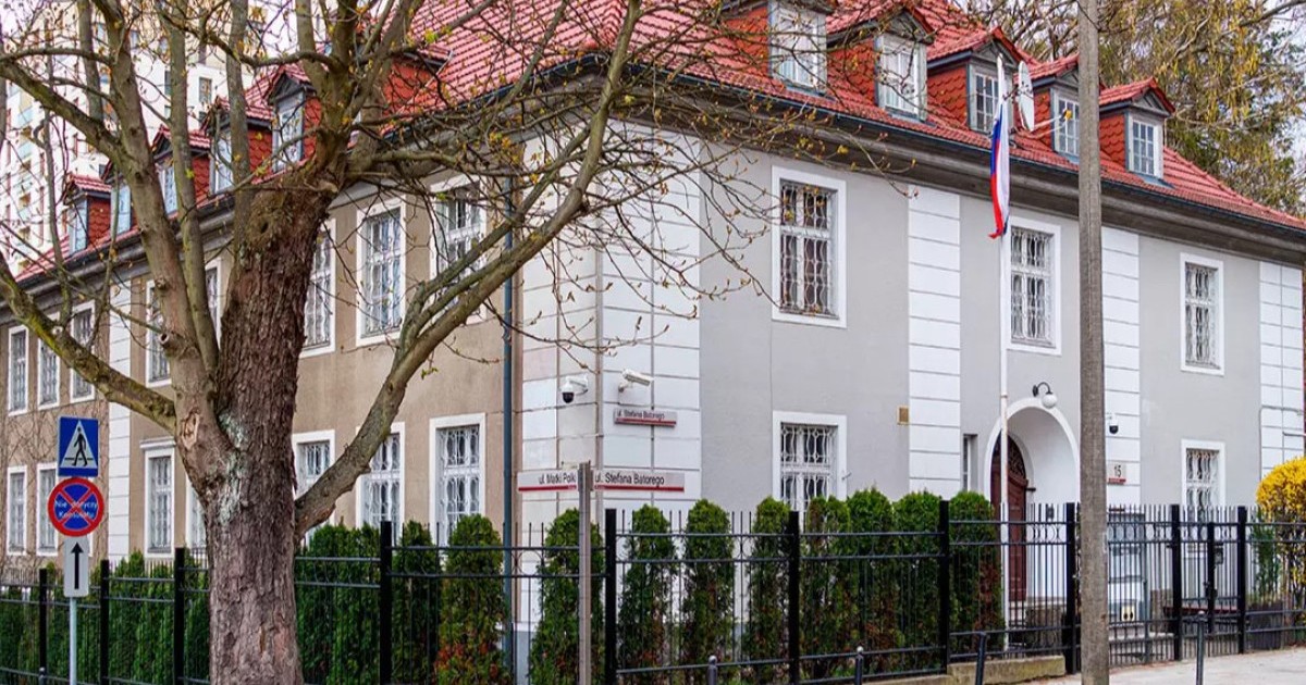 Польша елдегі Ресейдің соңғы консулдығын жаппақ