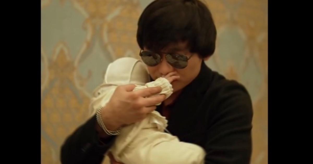 “Кішкентайым, Рәбия Сұлтаным”: Қайрат Нұртас алғаш рет елге қызын көрсетті