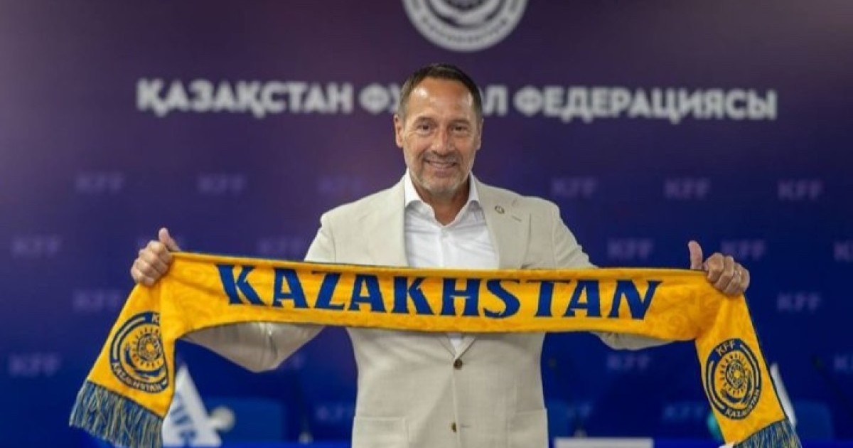 Қазақстан футбол құрамасын енді жаңа бапкер жаттықтырады