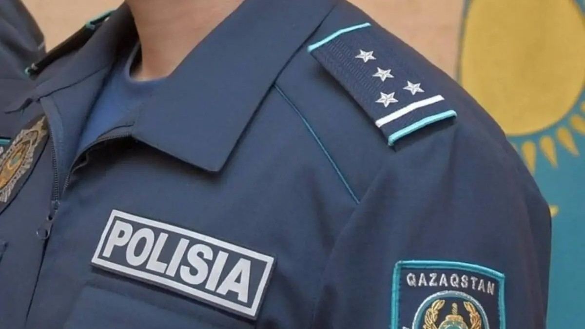 Семейде баласын тірідей қоқыс жәшігіне тастаған полицей өмір бойына сотталды