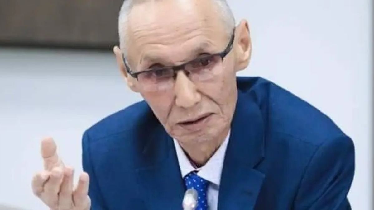“943 мектепті әуре-сарсаңға түсірген жобаның ақшасы қайда кетті?”: Белгілі педагог Министрлікке талап қойды