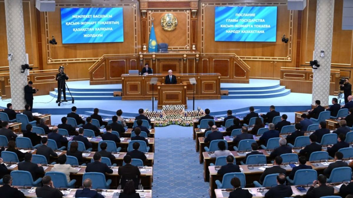 “2029 жылдың соңына дейін Ұлттық қордан 6,5 трлн теңге бөлінеді” - Президент экономика мен инфрақұрылым туралы айтты