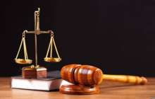 Учаскеде әйелді шешіндірген милиционерге сот үкімі шықты