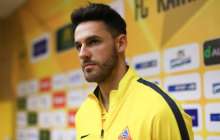 Матч үстіндегі төбелесте алматылық "Қайрат" футболшысының жағын сынды