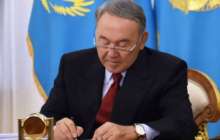 Назарбаев үкіметті отставкаға жіберу туралы қаулыға қол қойды