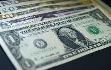 Сарапшы Қазақстанда доллар неге арзандамай жатқанын түсіндірді