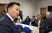 Жалақы ала алмай жүрген жұмысшылар Ақтөбе облысы әкімдігіне барды