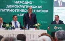 Төлеутай Рақымбеков Орталық сайлау комиссиясына құжаттарын тапсырды