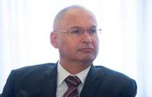 Сэндвич ұрлаған депутат отставкаға кетті