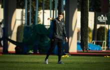 Трансферлік уақыт аяқталғанша жаңа ойыншыларды аламыз