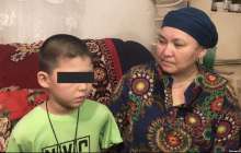Екі қолынан айырылған ақтөбелік баланың отбасына әкімдік үй берді