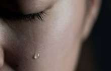 Адамдар неге жылайды?