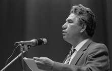 Шыңғыс Айтматов Назарбаевтың саясаты туралы не деп еді