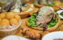 қойдың басын тарту, тазалау, бұзу, қалай үлестіреді, кімге береді