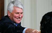 Обаманың бұрынғы кеңесшісіне Украинадағы қызметіне байланысты айып тағылды