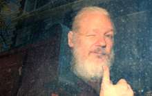 Лондон соты Ассанжды кепілмен босау шартын бұзды деп тапты